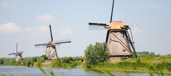 Schoner water bij Nederlands molengebied
